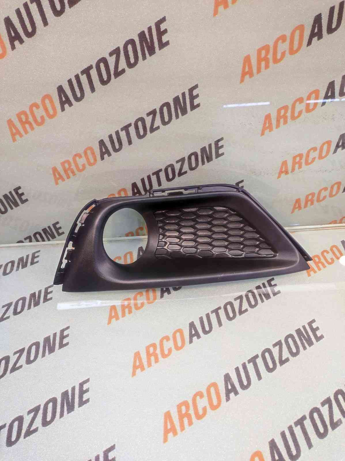 FOG LAMP COVER COMPASS T1 LEFT IMP JP322000201