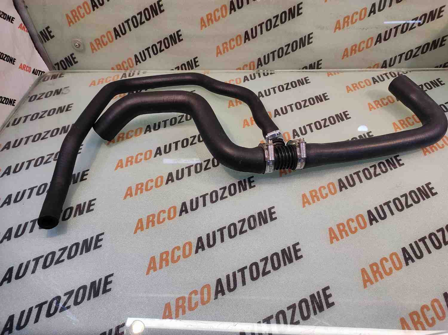 RADIATOR LOWER HOSE DUSTER TERRANO 110 IND