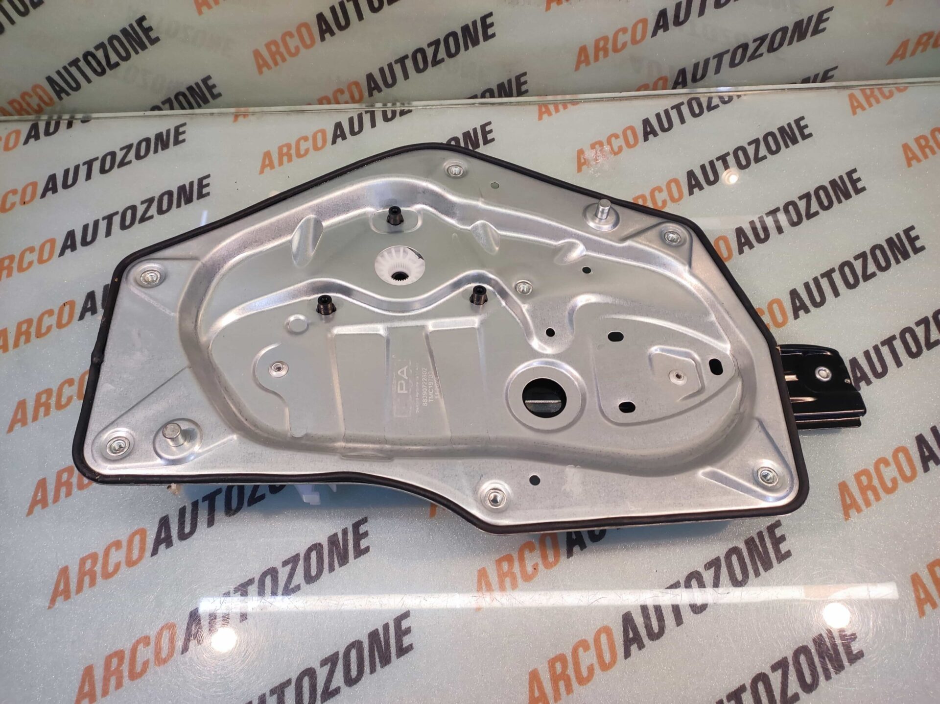GLASS MACHINE SUPERB 2ND GEN REAR RIGHT IMP 3T0839462