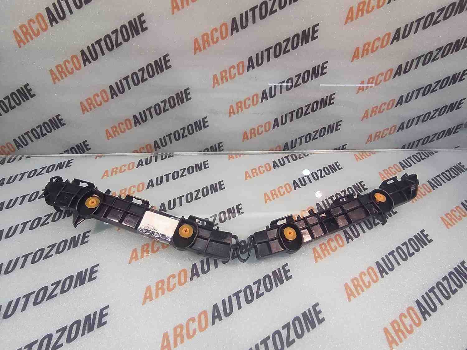 REAR BUMPER BRACKET CRYSTA RIGHT ACC TYDCY1RBBR