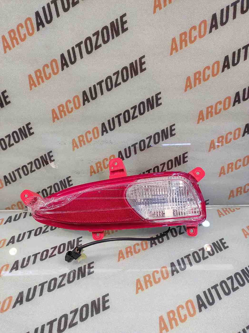 REAR BUMP REFLECTOR ELITE T2 RIGHT HYU 92406C7500