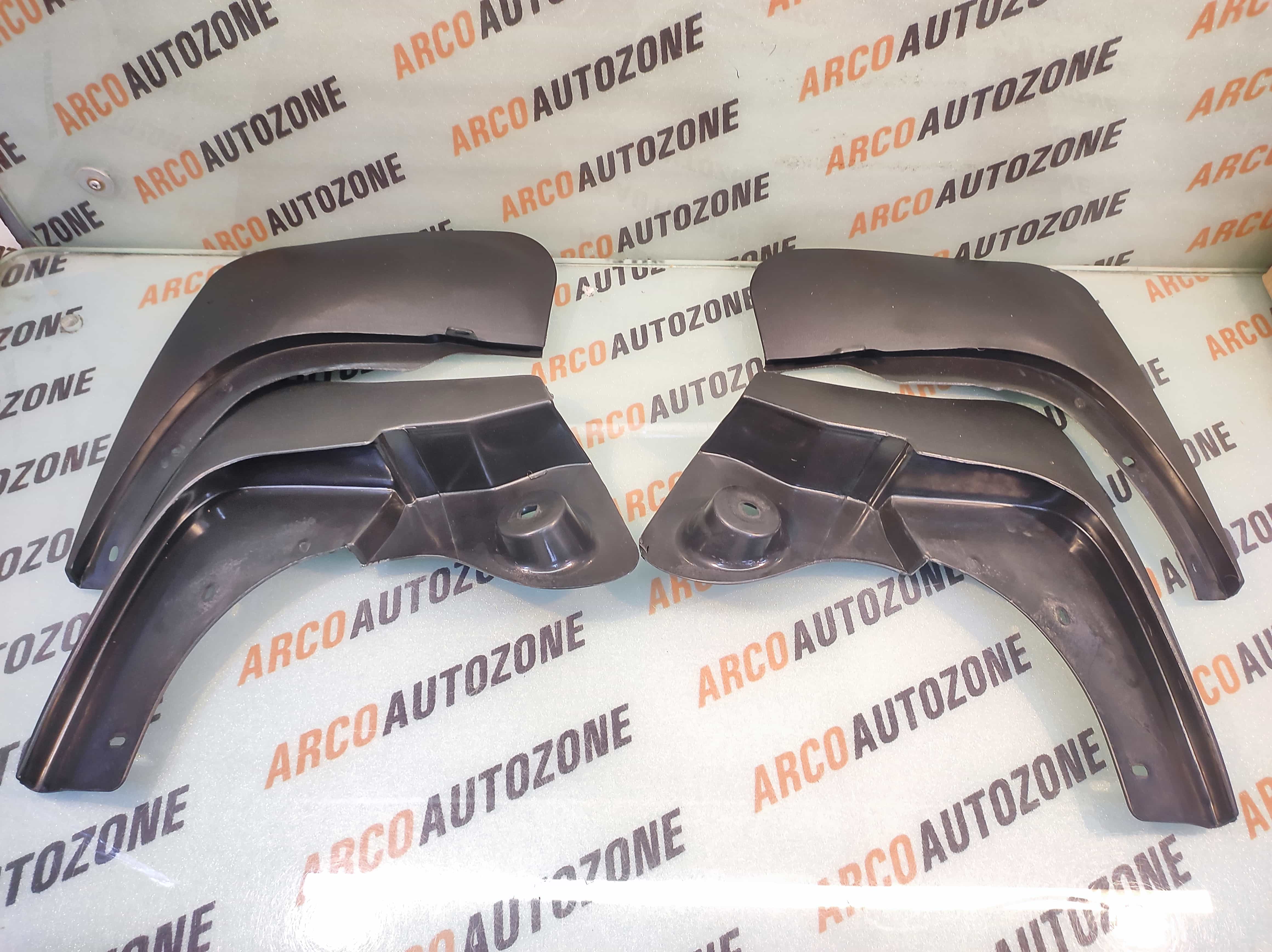 MUD FLAP DUSTER T2 SET