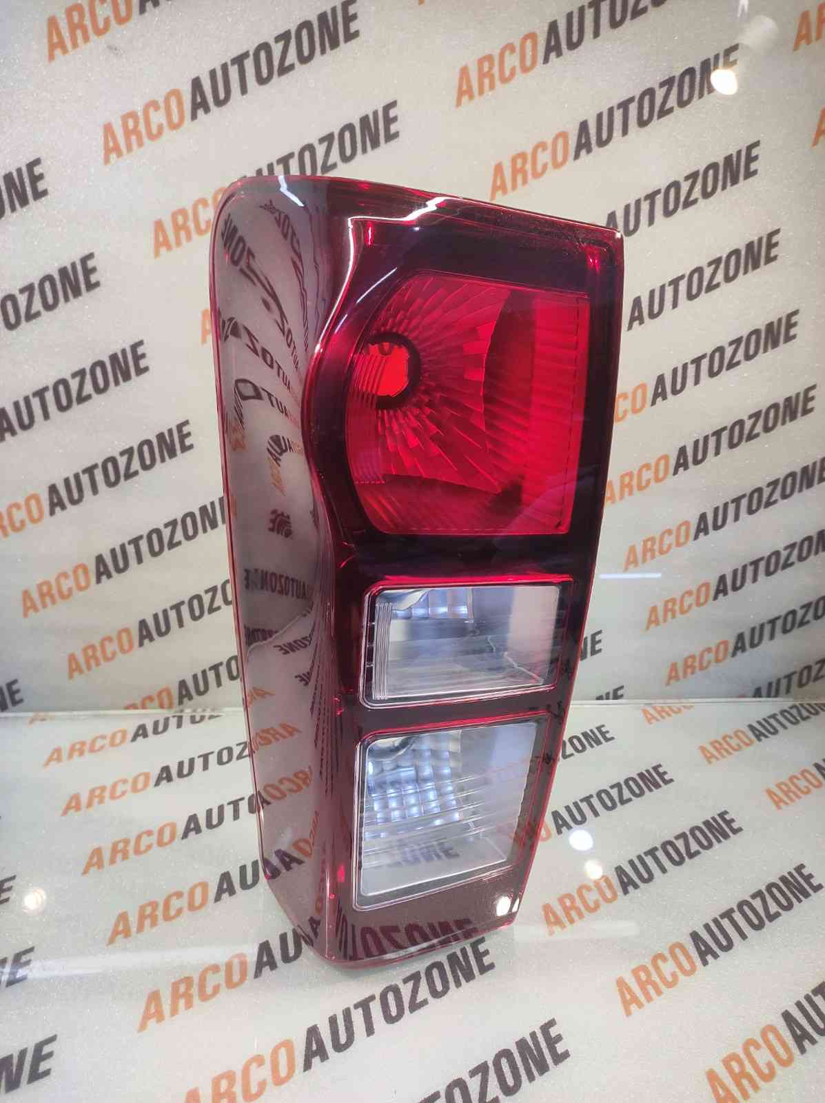 LIGHTING TAIL LIGHT DMAX LEFT IMP