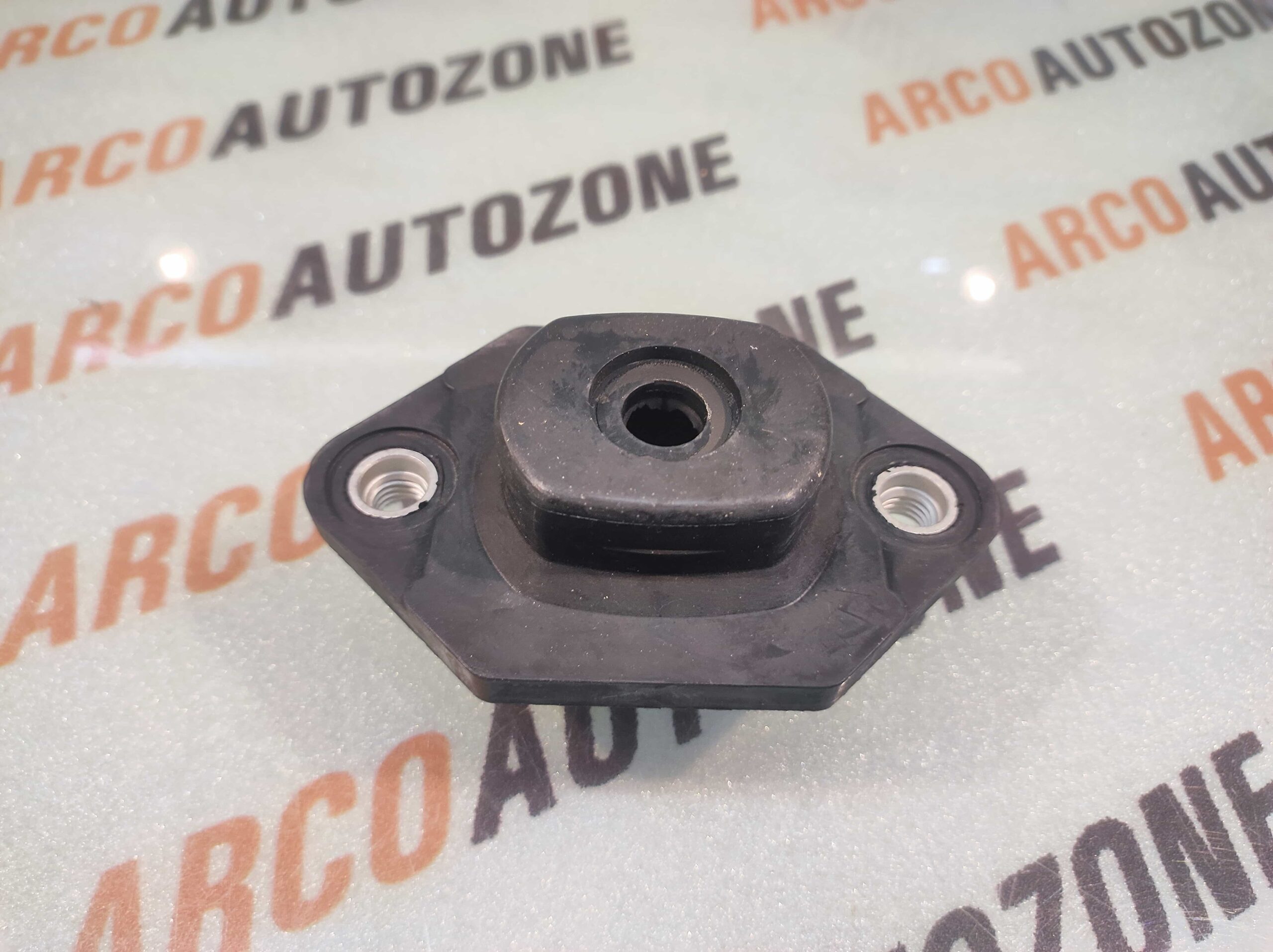 REAR SHOCKER MOUNTING E90 IMP 33526768544