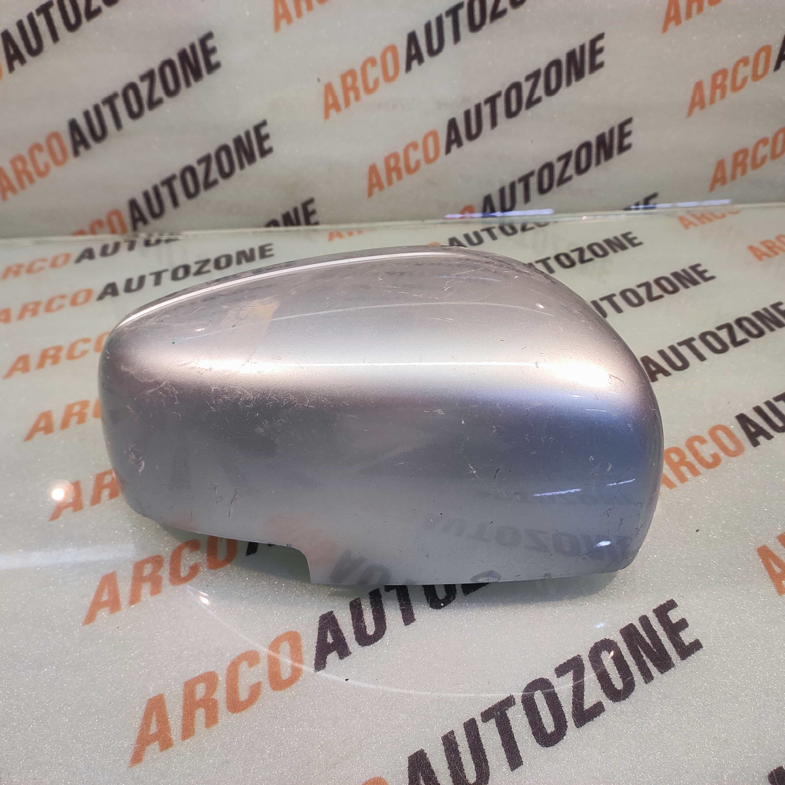 SIDE MIRROR RIGHT COVER VICTORIS WITH INDICATOR