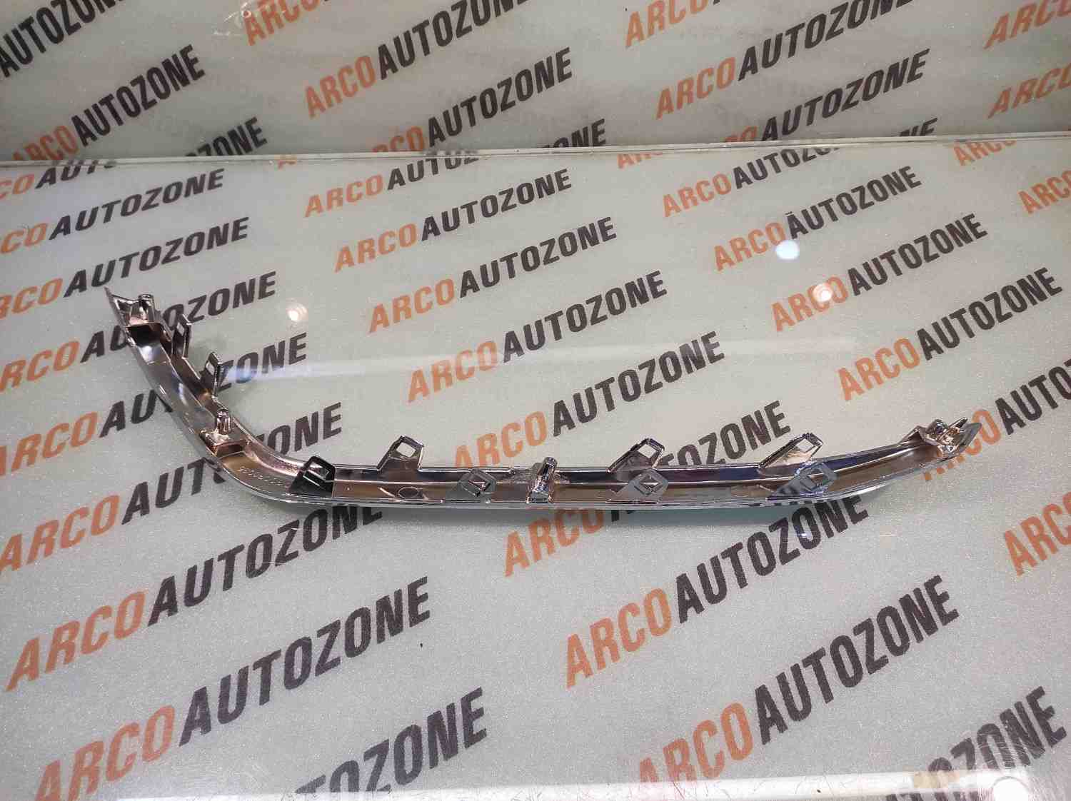 FRONT BUMPER FOG LAMP GARNISH DZIRE 18 RIGHT ACC MSD016104RH