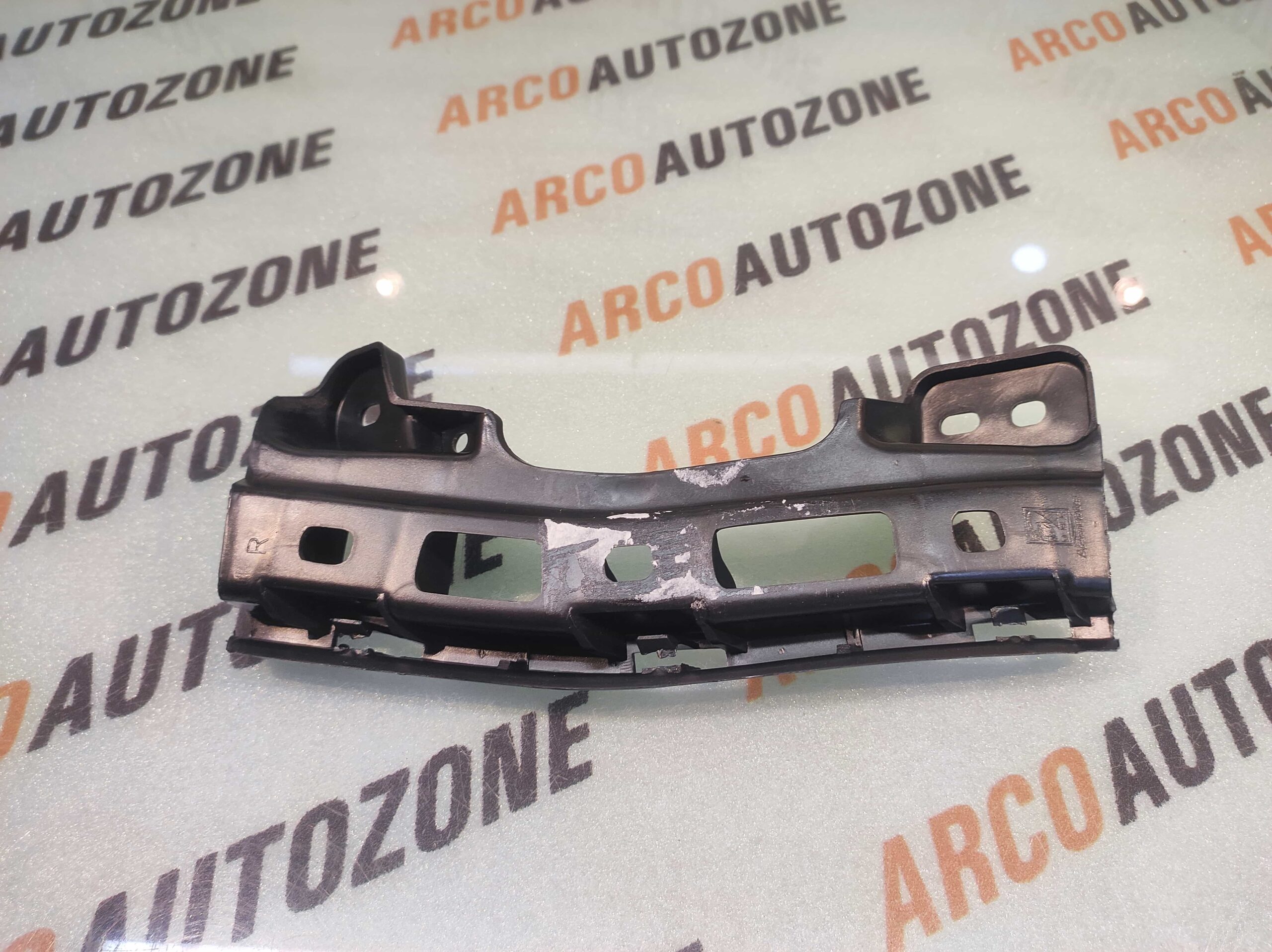 HEAD LAMP BRACKET SWIFT 25 DZIRE 25 RIGHT 71733M55U00