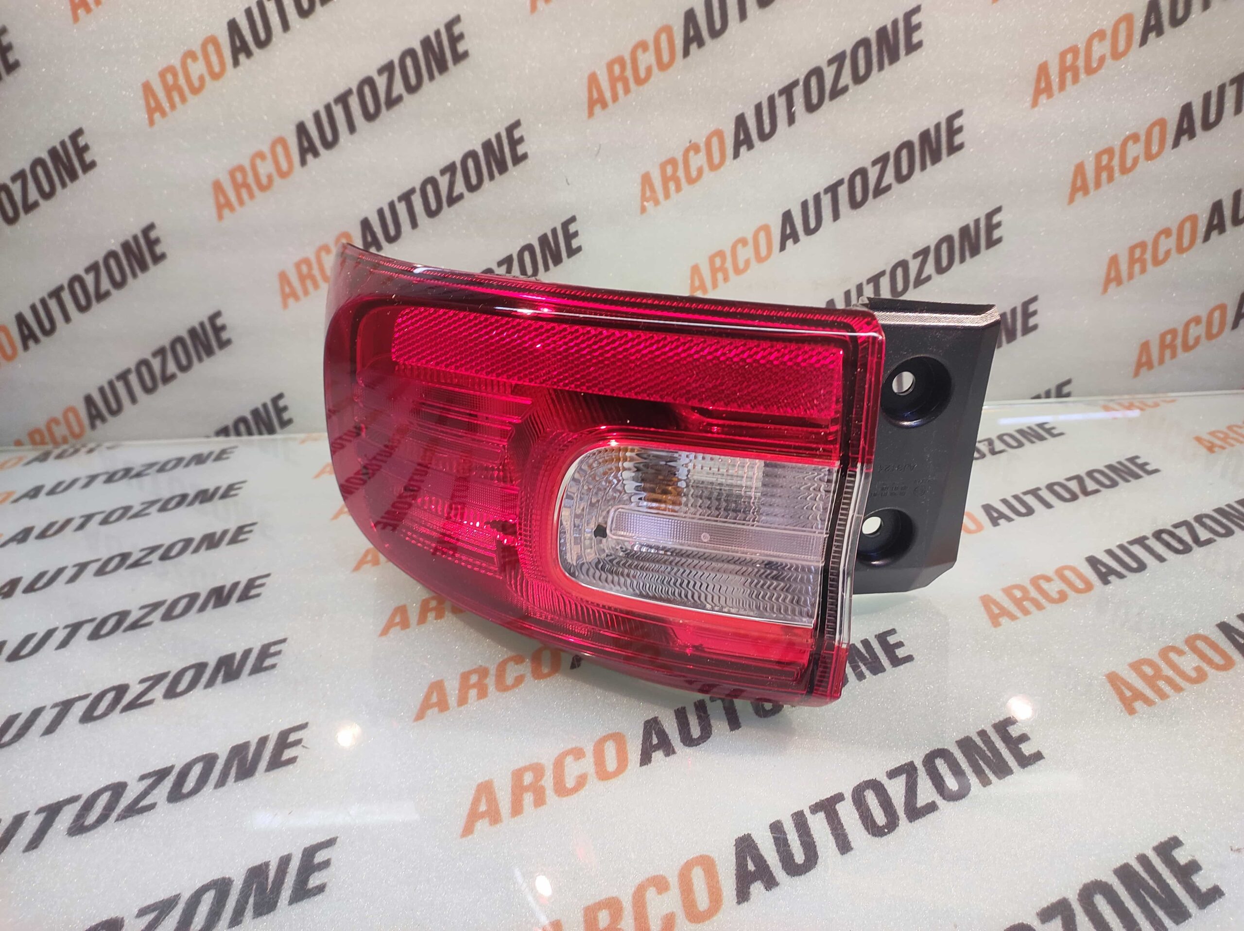 LIGHTING TAIL LIGHT TRIBER RIGHT REN 2655507916R