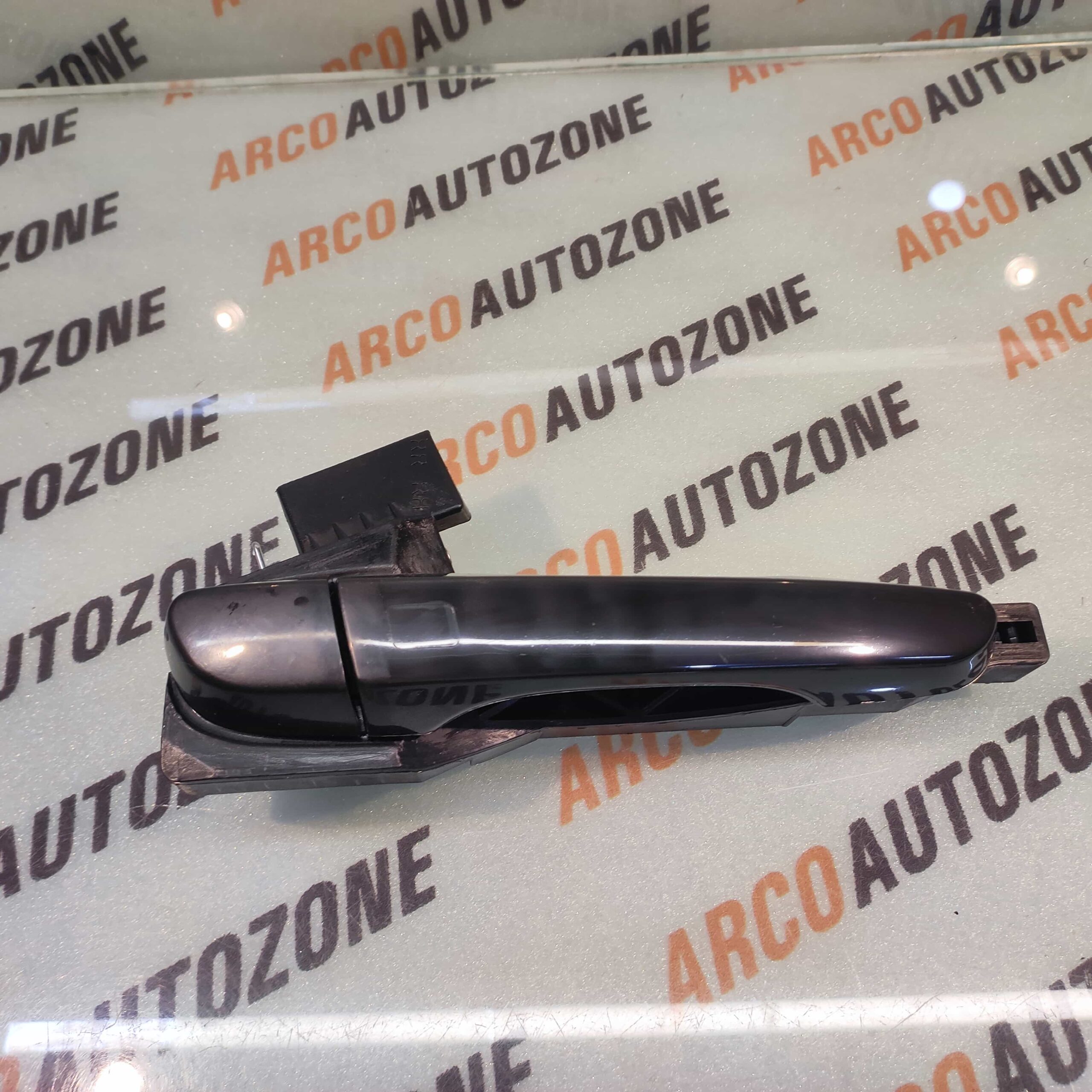 OUTER HANDLE WITH BRACKET CRETA 1ST GEN REAR RIGHT CI00293R