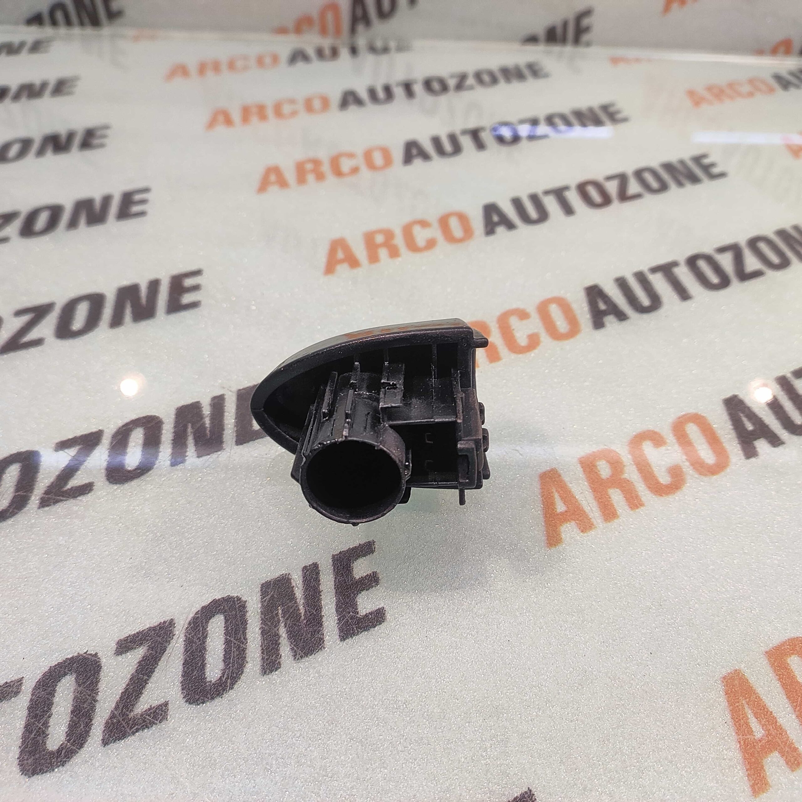 OUTER HANDLE CAP NEXON FRONT RIGHT PAINT