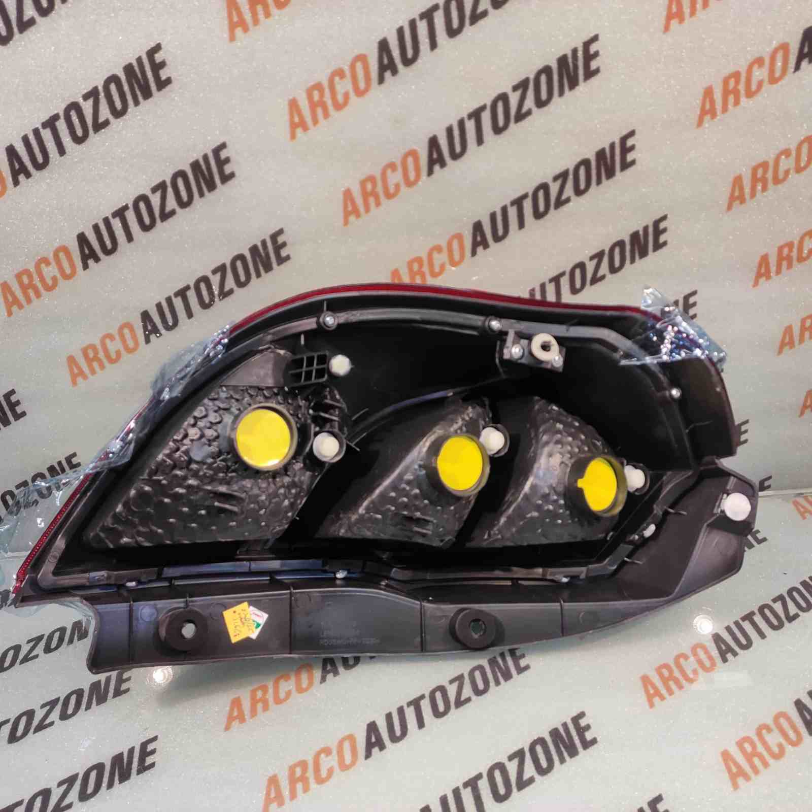 LIGHTING TAIL LIGHT ALTO K10 RIGHT T2 LUMAX 028RCUK10R