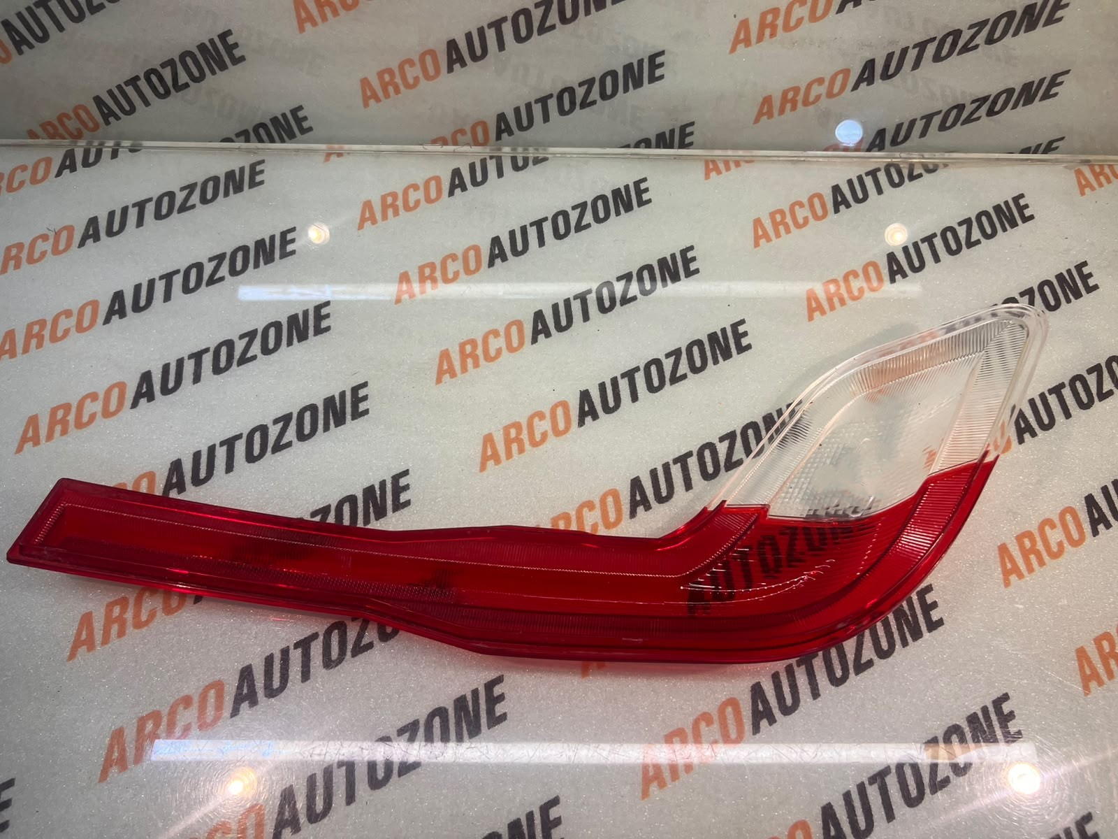 REAR BUMPER LIGHT GLASS HECTOR RIGHT IMP