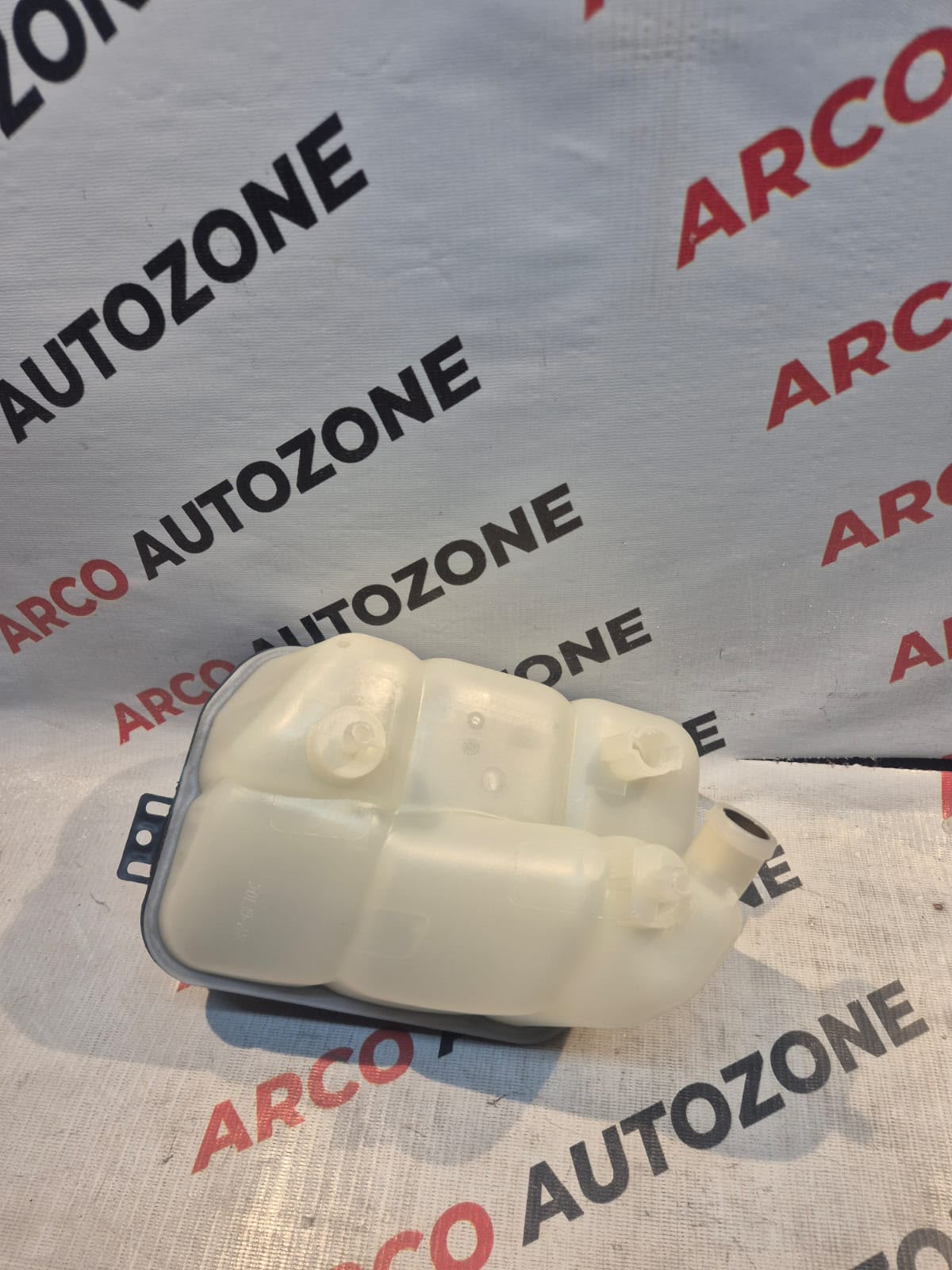 COOLANT BOTTLE MERCEDES E280 IMP A2115000049