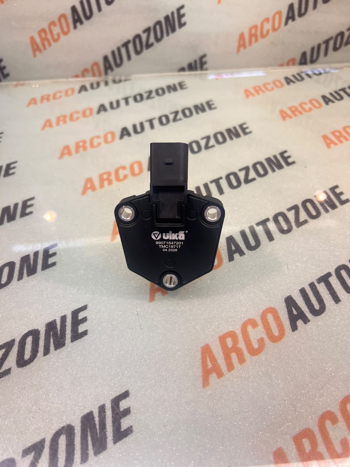 OIL LEVEL SENSOR A3 OCTAVIA NM VIKA 04L907660C