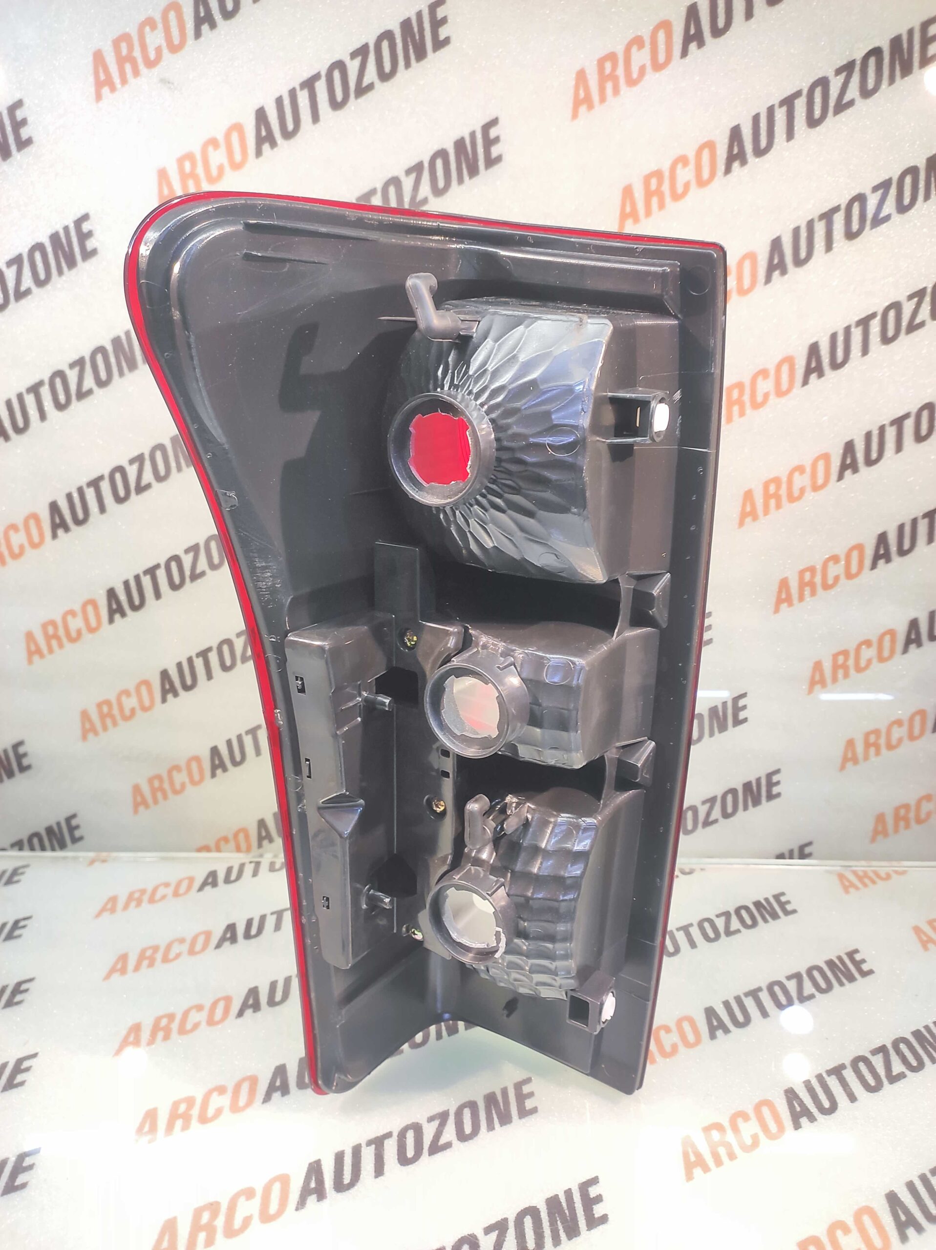 LIGHTING TAIL LIGHT DMAX RIGHT IMP