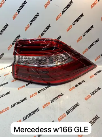 LIGHTING TAIL LIGHT MERCEDES W166 GLE RIGHT