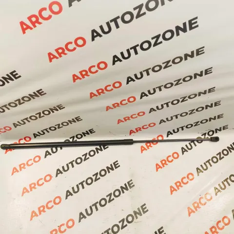 BONNET SHOCKER AUDI Q3 VIKA 8U0823359B