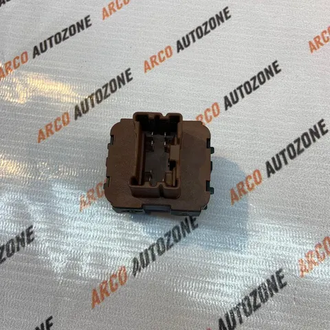 POWER WINDOW SWITCH MAIN DUSTER NM DACIA REAR TWITHOUT DOOR MAREARON COLOR 254111342R