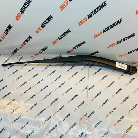 WIPER ARM VENUE LEFT