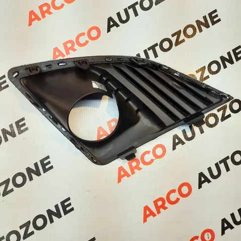 FOG LAMP COVER CRUZE T2 RIGHT ACC GMDCR2FLCR