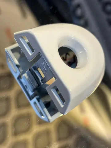 OUTER HANDLE CAP MICRA FRONT RIGHT HOLE