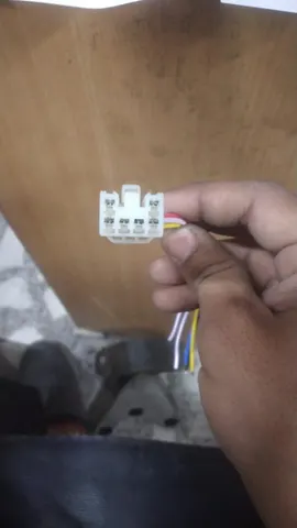 ELECTRONIC COMPONENTS WIRING HARNESS COUPLER FORTUNER 18 PARKING 4 PIN