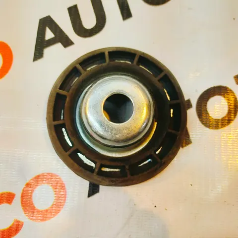 FRONT SHOCKER RETAINER DUSTER TERRANO IMP