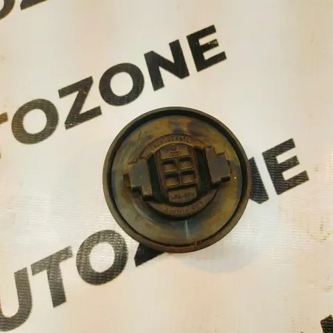 ENGINE OIL CAP POLO VENTO RAPID DIESEL