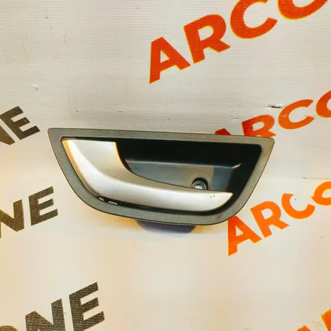 RC LEVER INNER HANDLE EON LEFT SILVER HYU 826114N000