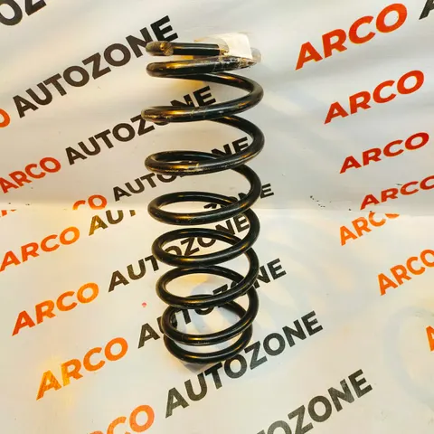 REAR COIL SPRING INNOVA