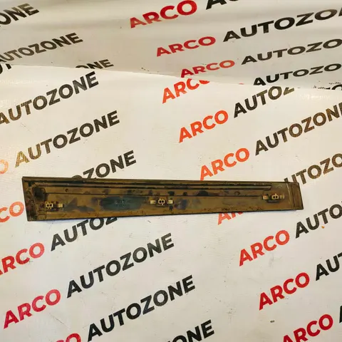 DOOR BIDING REAR RIGHT FIGO FORD AS69A25458AA
