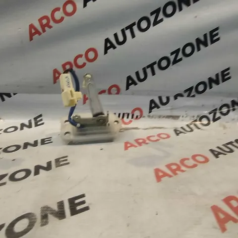DICKY LATCH WAGONR 2007 CI