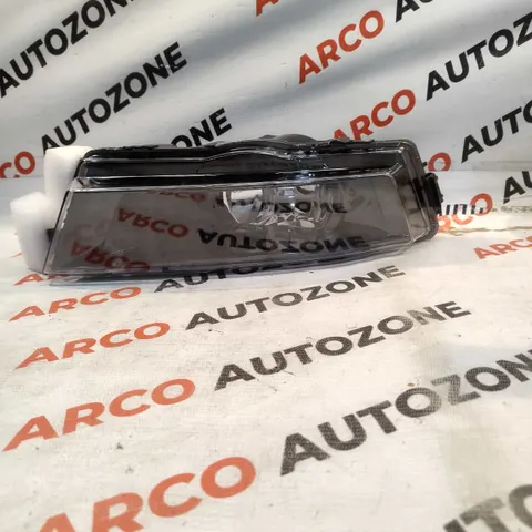 FOG LAMP RAPID T2 RIGHT BLACK IMP 5JA941702A