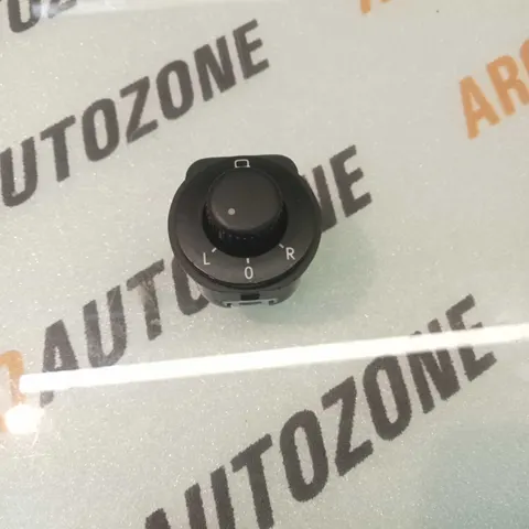 SIDE MIRROR SWITCH POLO VENTO RAPID AUTO FOLD USED 6RF959565C