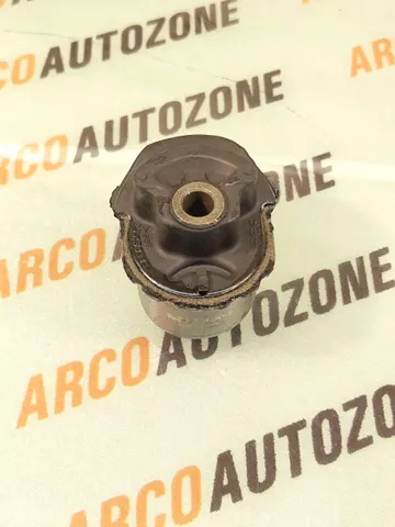 DEAD AXLE BUSH ETIOS VIR 45121364