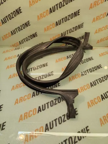RUN CHA RUBBER WAGONR 2005 REAR LEFT IND