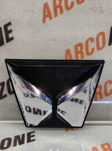 FRONT GRILL LOGO XUV 700