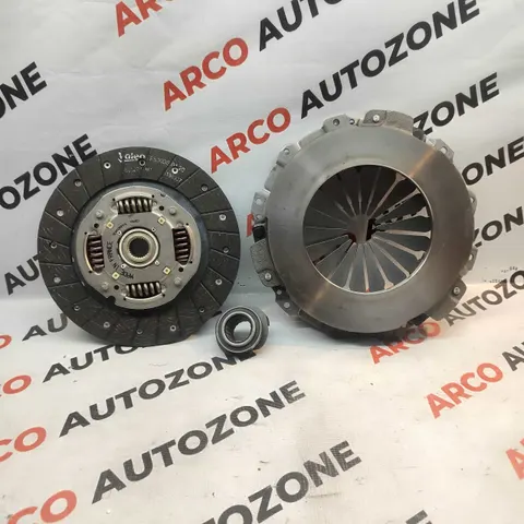 CLUTCH SET LOGAN DIESEL VALEO 161400