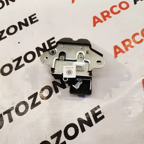 DICKY LATCH VERNA 12 HYU 812301R020