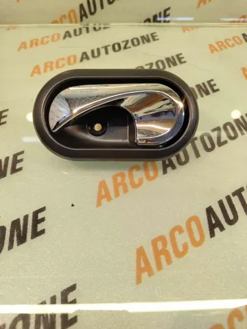 RC LEVER INNER HANDLE DUSTER TERRANO LEFT CHR IMP 820733848L