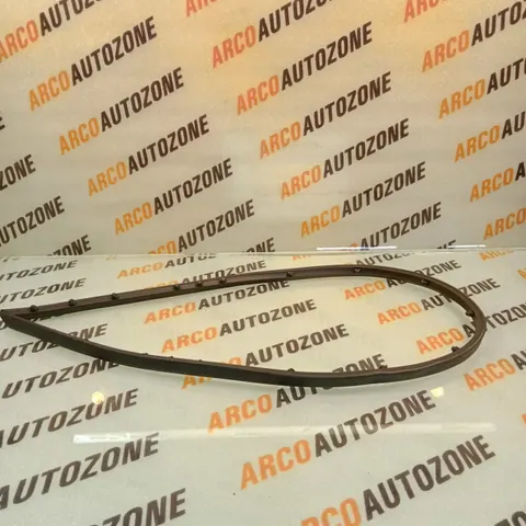 BONNET RUBBER ELITE HYU 86357C7000