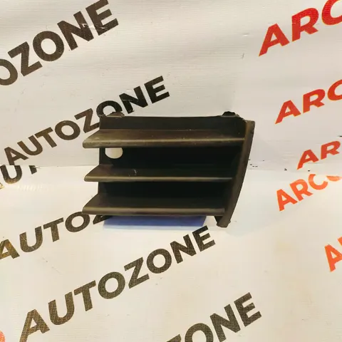 FOG LAMP COVER LAURA T1 LEFT KONE 1ZD853665