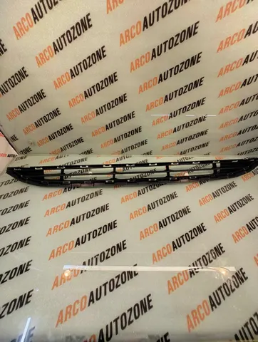 LOWER GRILL VERNA 18 HYU 86561H6000