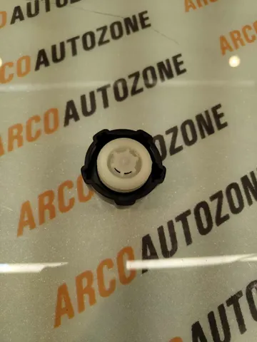 COOLANT CAP DUSTER TERRANO LOGAN IMP 8200048024