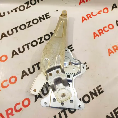 GLASS MACHINE ETIOS PWR REAR RIGHT  T120385