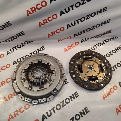 CLUTCH SET POLO VENTO RAPID DIESEL SACH 3000954538