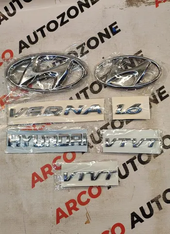 MONOGRAM VERNA 12 PETROL SET