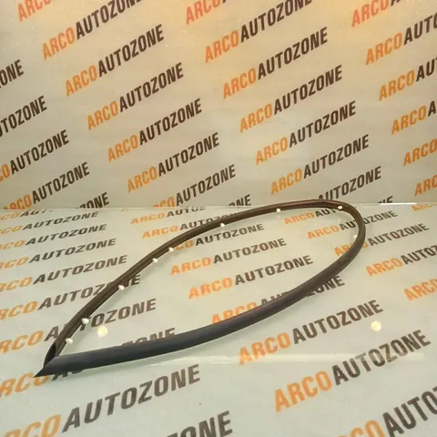 BONNET RUBBER VERNA 18 HYU 86570H6000