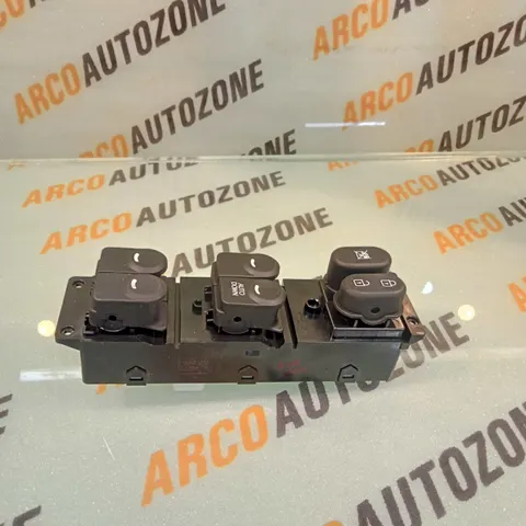 POWER WINDOW SWITCH MAIN VERNA 12 HYU 935701V611M