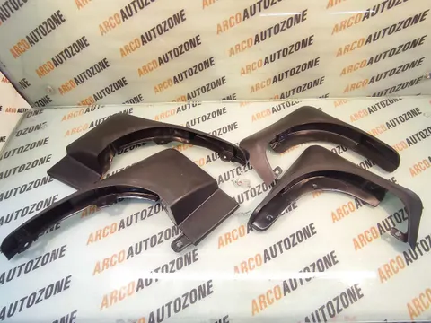 MUD FLAP XUV500 SKI